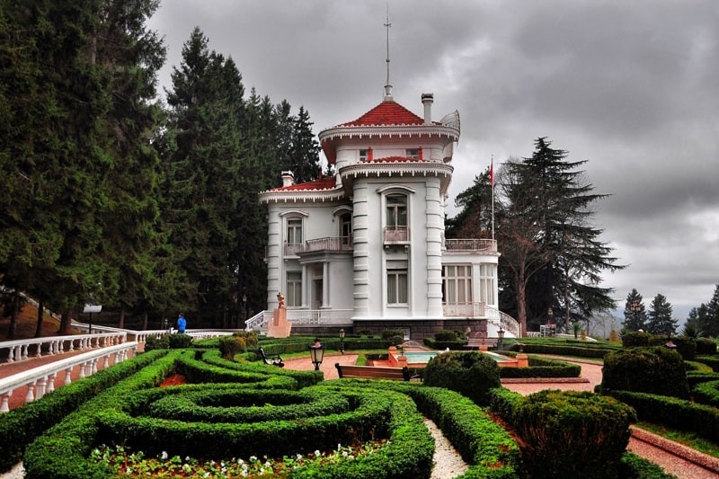 اليوم الاول: الاستقبال من مطار طرابزون و جولات طرابزون