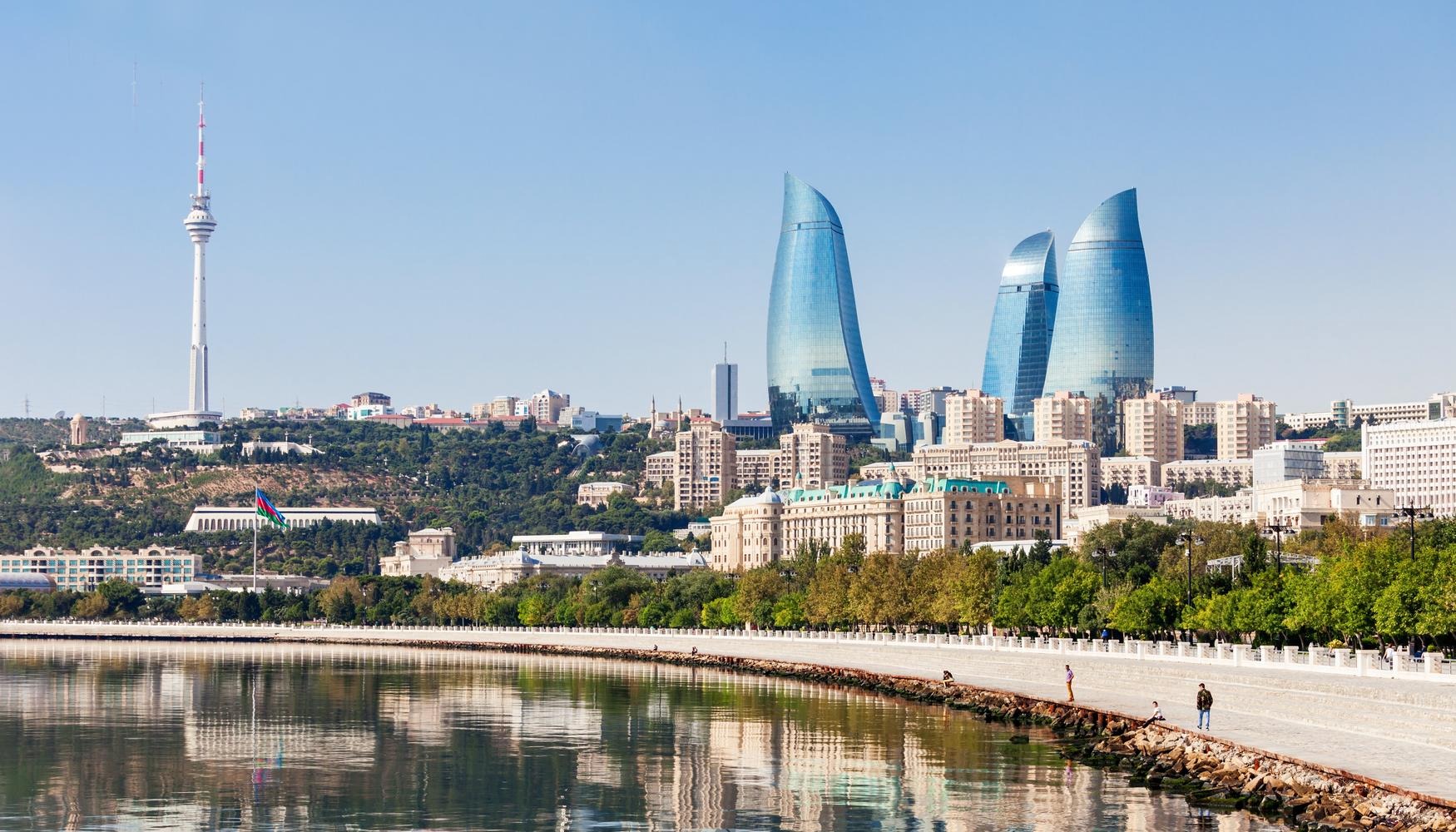 اليوم الاول : جولات مدينة باكو